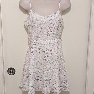 Women's Junior's Forever 21 White Floral Dress with Spaghetti Straps Size Small